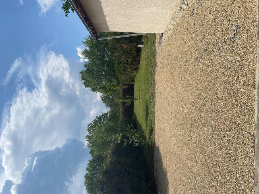 Gite A Louer 70 M2 La Chapelle-sur-Loire Esterno foto